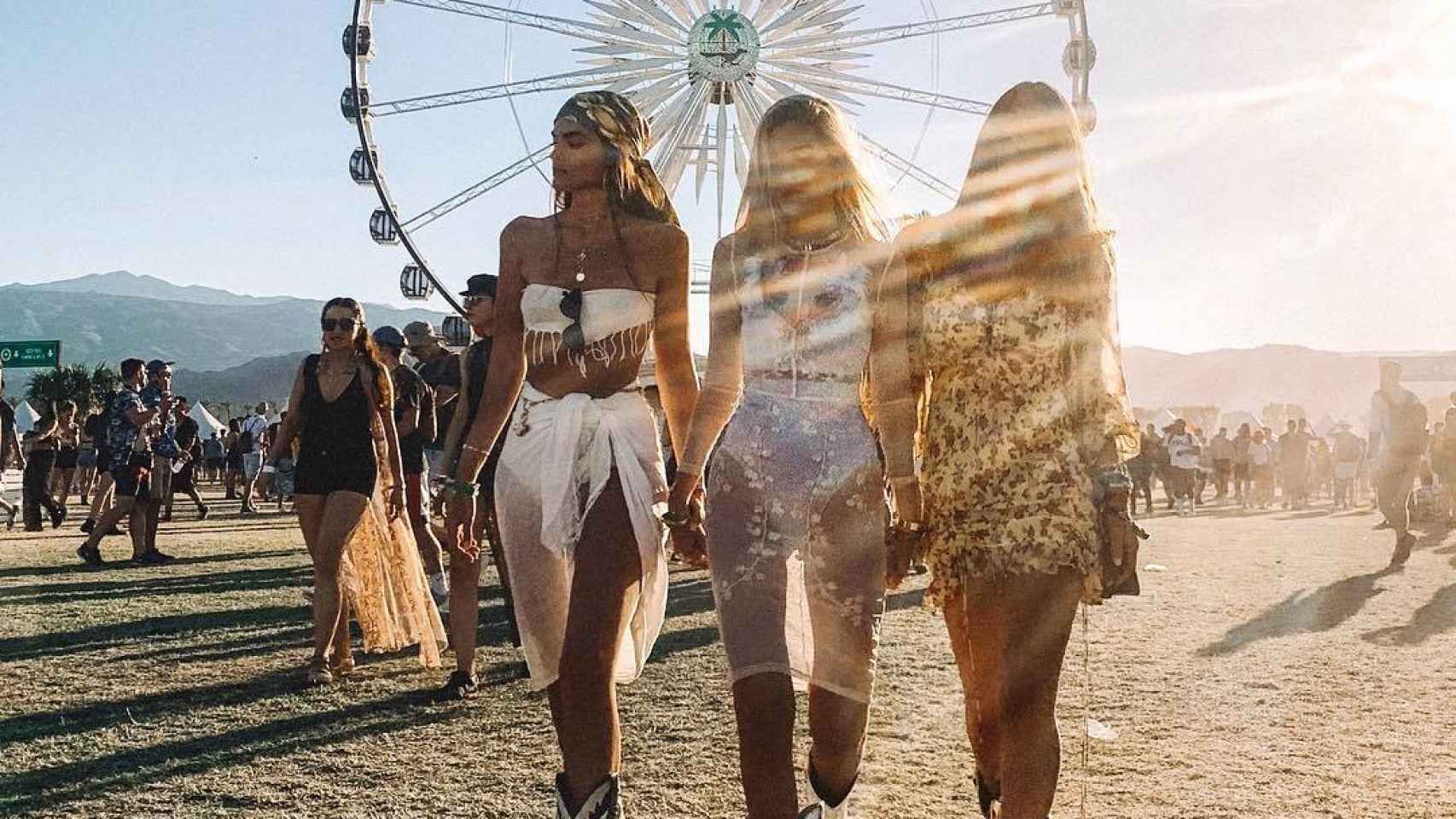 Coachella se llena de outfits con el monogram de Louis Vuitton sin serlo, y  Rosalía es un ejemplo