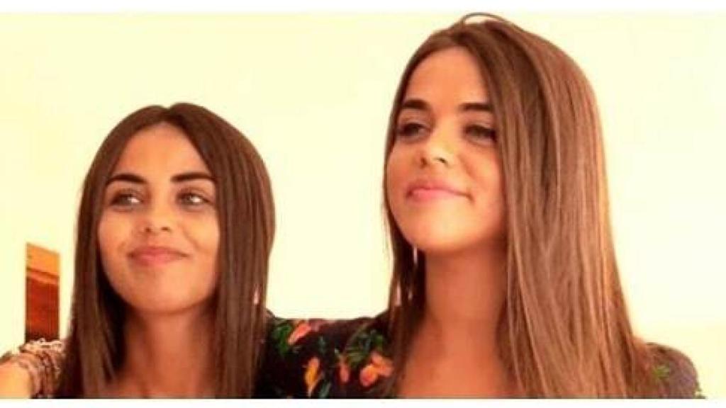 Violeta y su hermana Lila Mangriñán