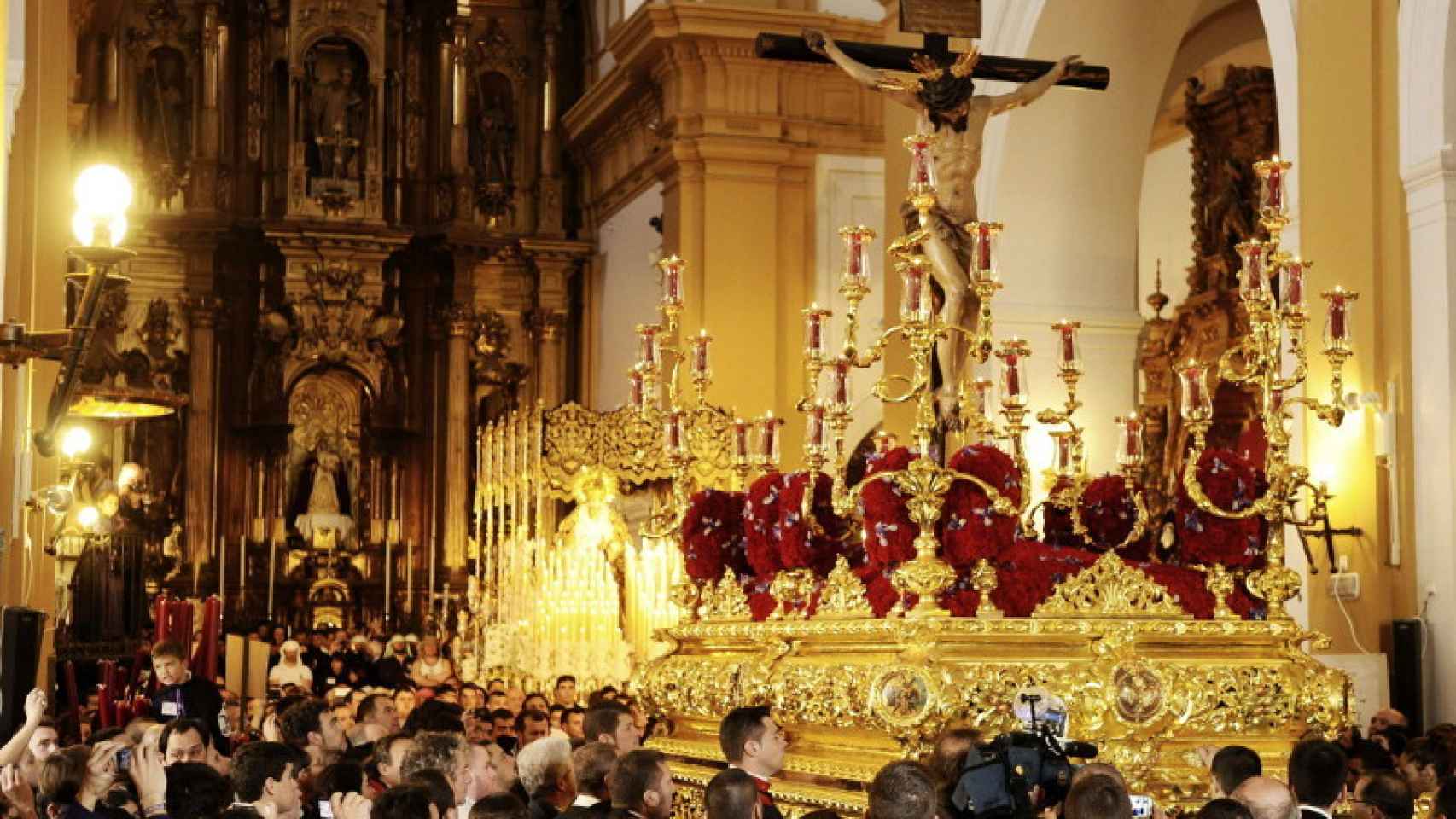 Paso de Semana Santa en Sevilla.
