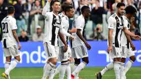 Los jugadores de la Juventus celebran uno de los goles del partido