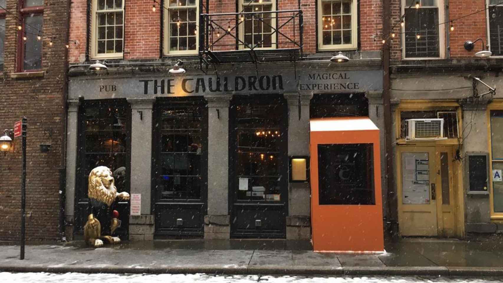 Imagen exterior de The Cauldron en Nueva York.