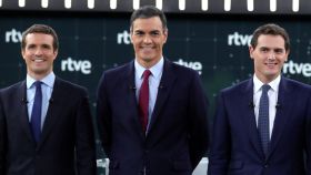 Pablo Casado, Pedro Sánchez, Albert Rivera y Pablo Iglesias, antes del debate en RTVE