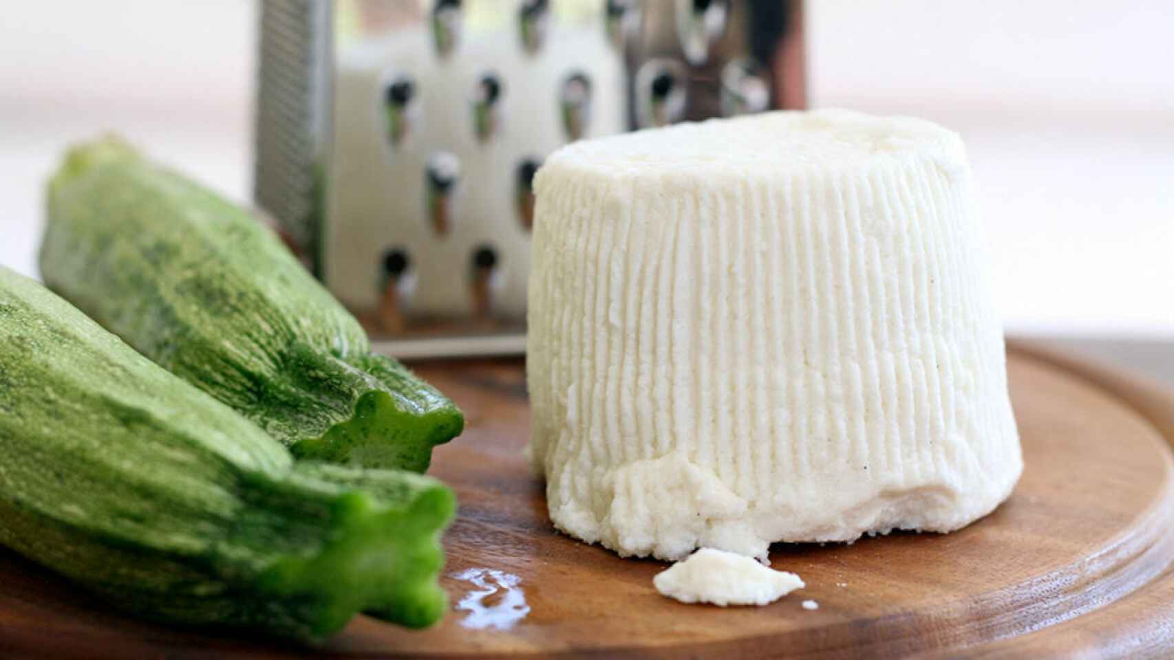 Los quesos frescos son los que menos calorías tienen.