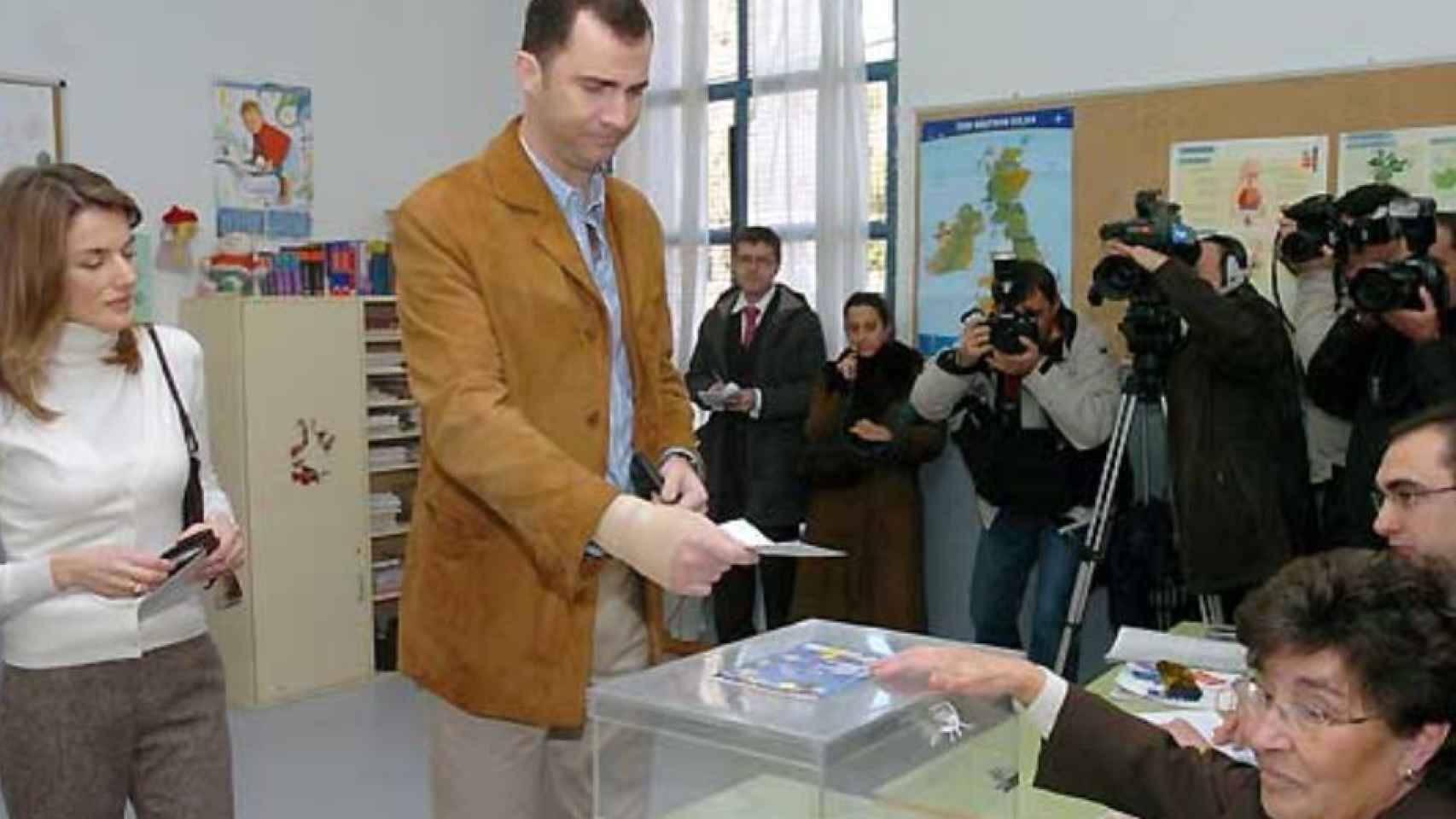 Felipe y Letizia votaron en 2005 para refrendar la Constitución Europea. Desde entonces, no han vuelto a votar