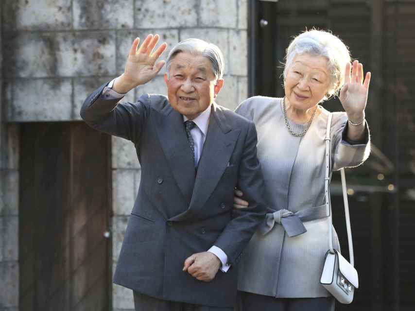 Akihito y la emperatriz Michiko de Japón.