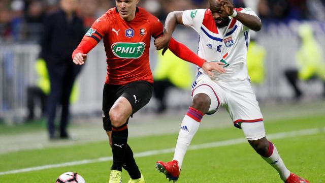 Ndombélé, con el Lyon