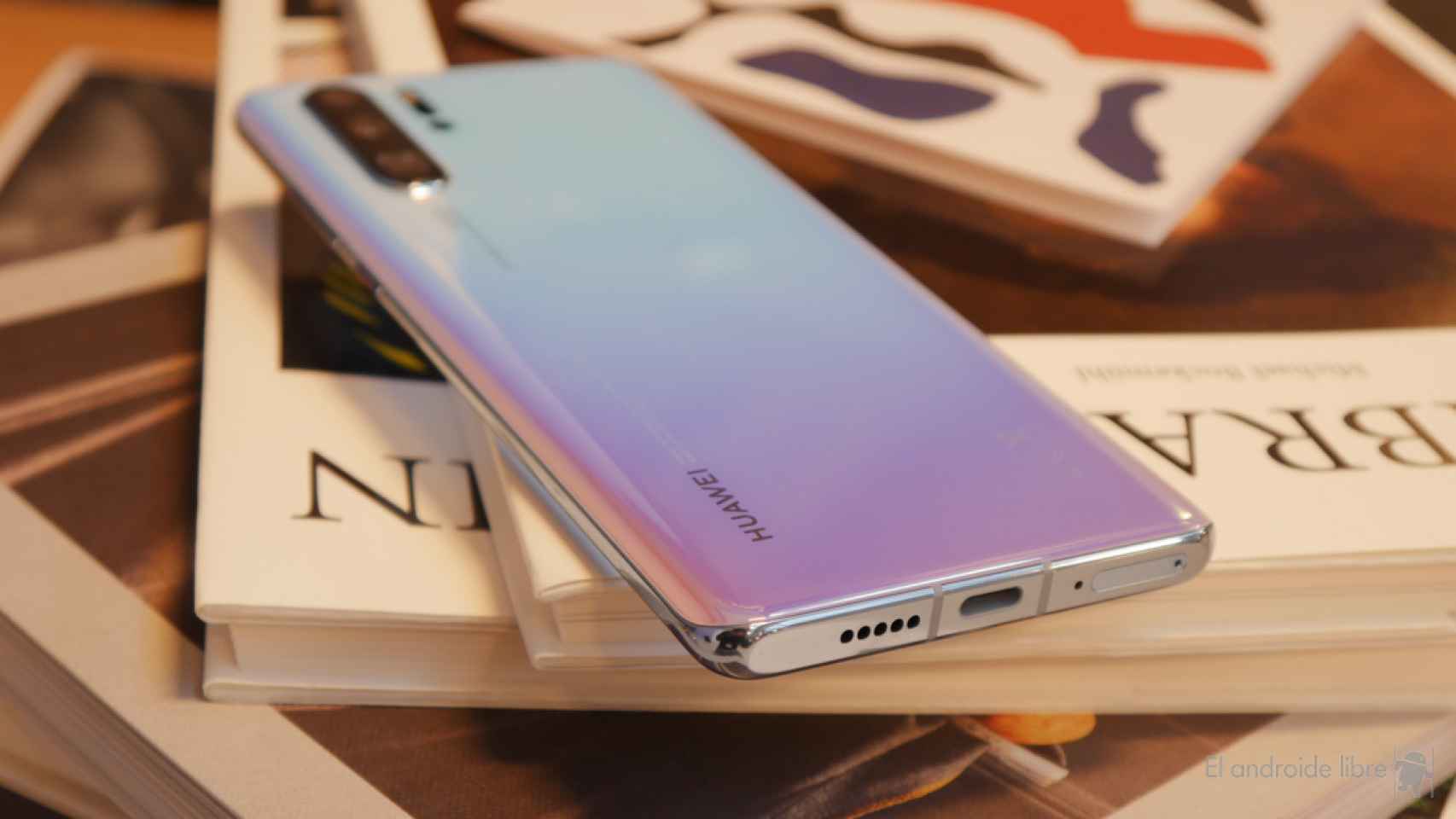 Huawei crece en ventas mientras Samsung, Xiaomi y Apple bajan