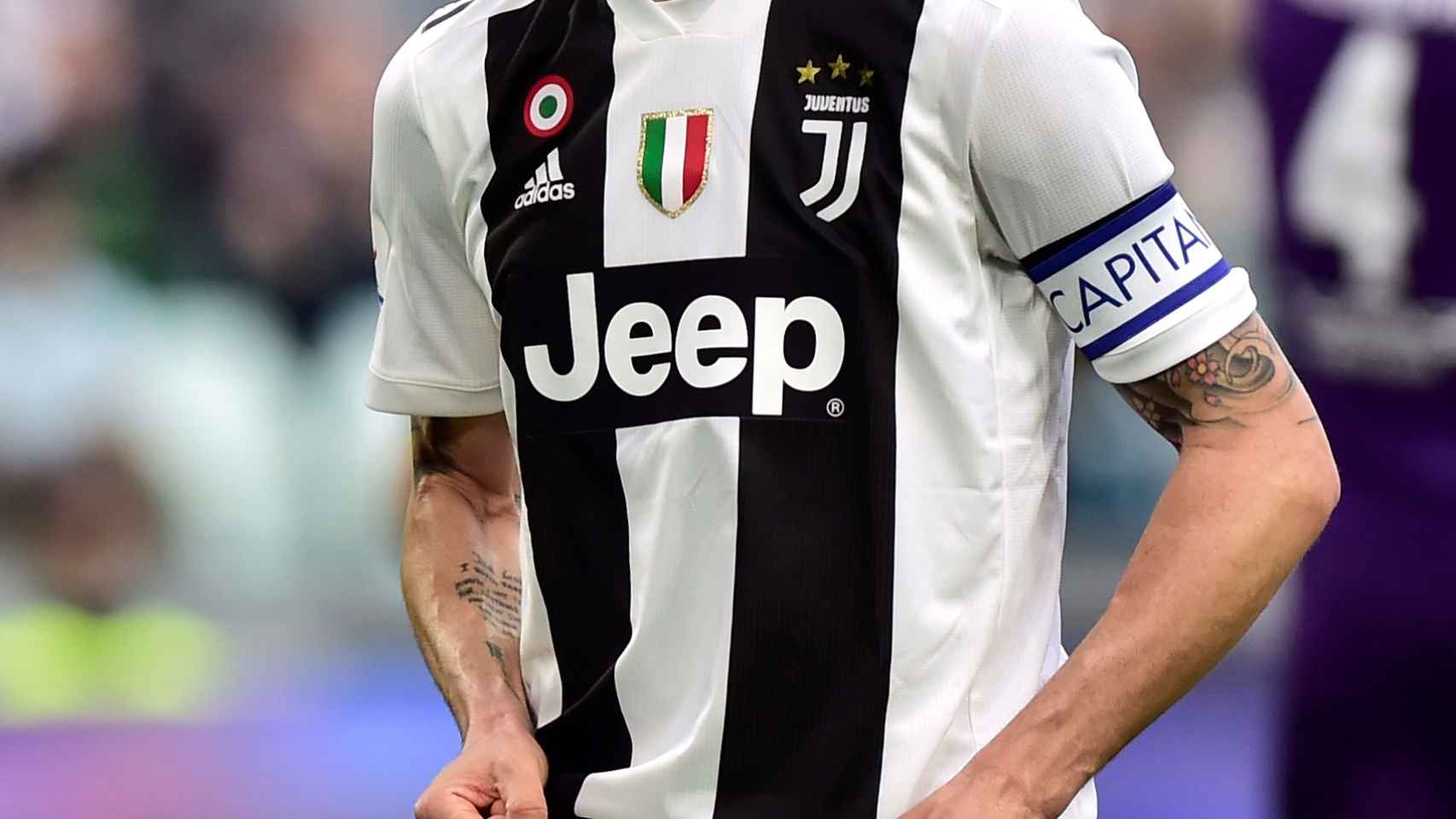 Bonucci se lamenta tras un fallo con la camiseta de la Juventus