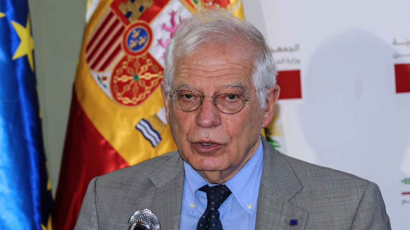 El ministro español de Asuntos Exteriores en funciones, Josep Borrell, en su visita a Beirut.