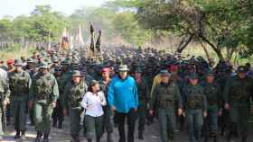 Maduro, con las tropas participantes en las prácticas.