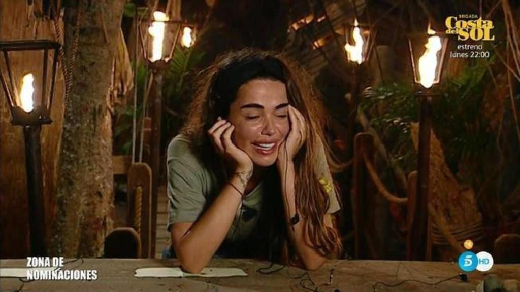 Violeta llorando en la última gala de 'Supervivientes'.