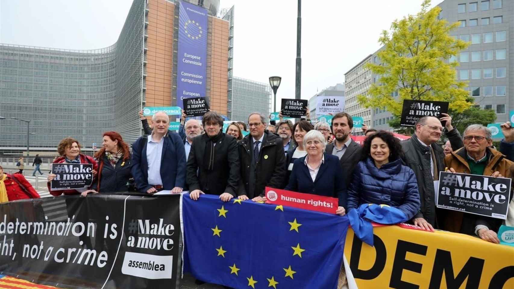 Puigdemont y Quim Torra en una protesta en Bruselas