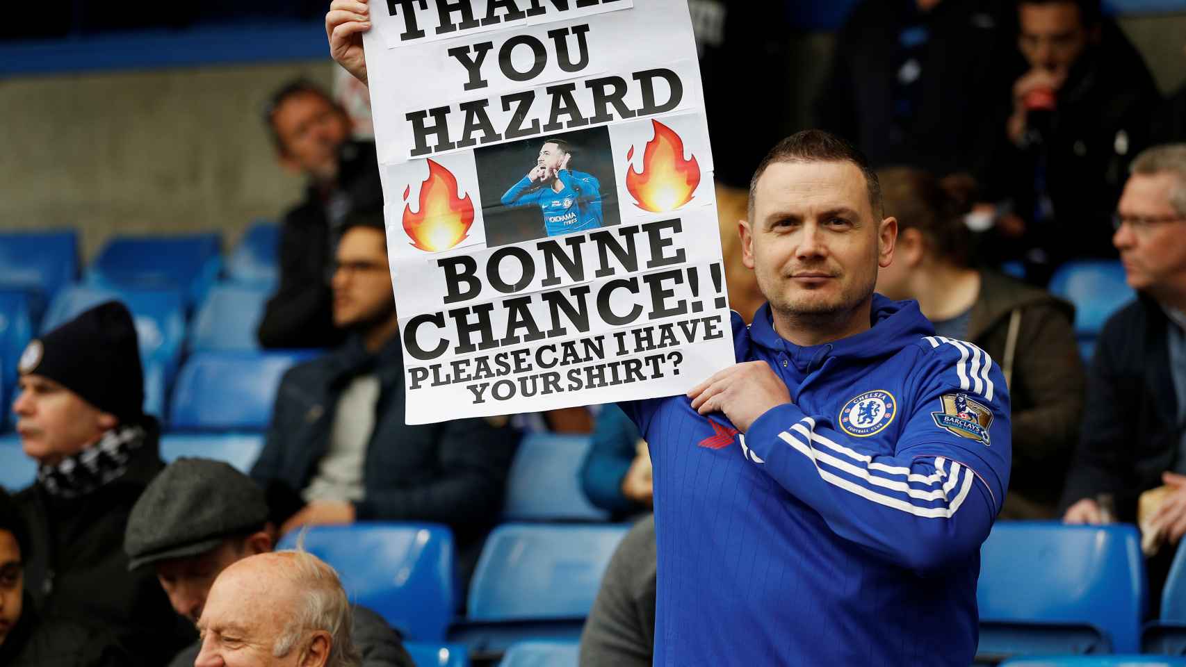 La afición del Chelsea ya se despide de Hazard y le desea buena suerte