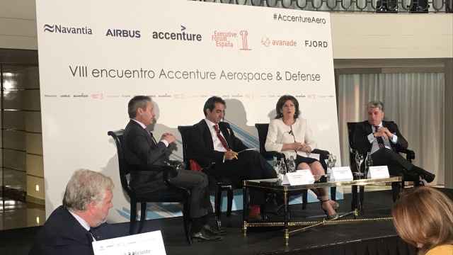 Alberto Gutiérrez, presidente de Airbus, Julio Juan Prieto, Managing Director Aerospace & Defense Europa, Susana Sarriá, presidenta de Navantia y Juan Pedro Moreno, presidente de Accenture.