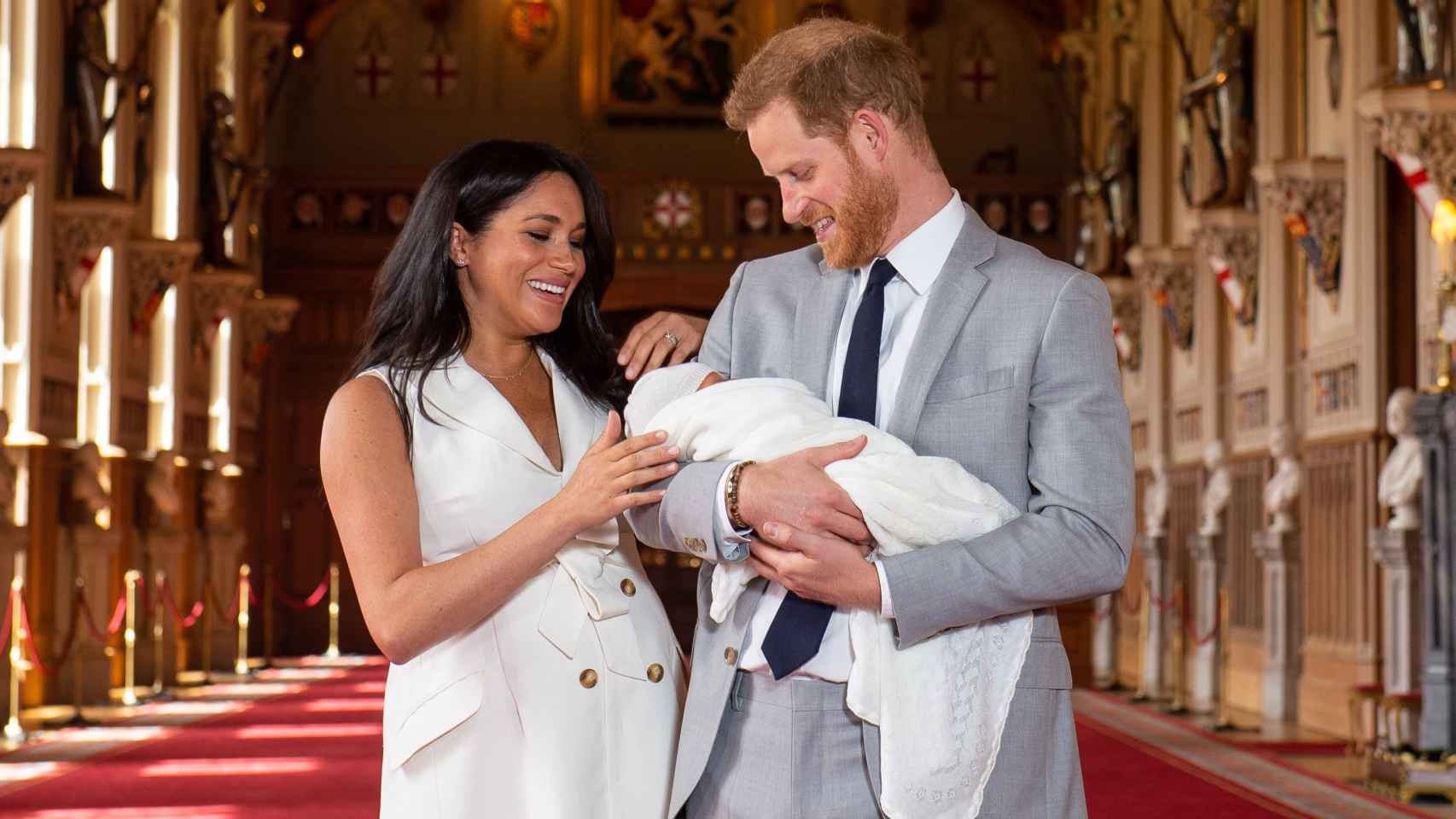Todavía no se conoce el nombre del hijo de Harry y Meghan, por lo que muchos medios lo llaman 'baby Sussex'.