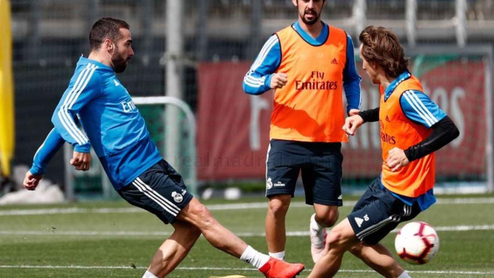 Modric, Isco y Carvajal se ejercitan para el partido ante la Real Sociedad