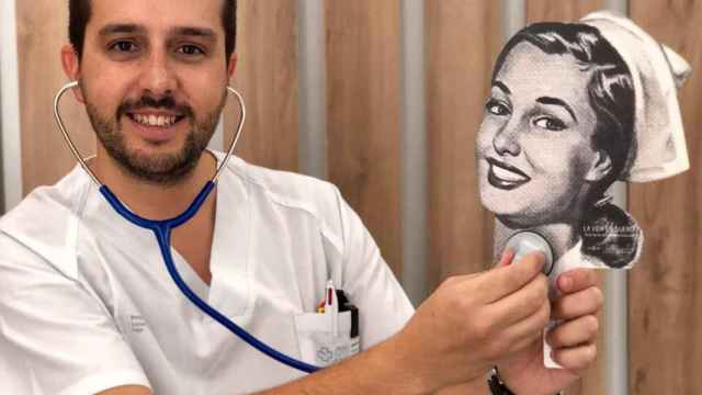 Héctor Castiñeira es 'Enfermera Saturada'