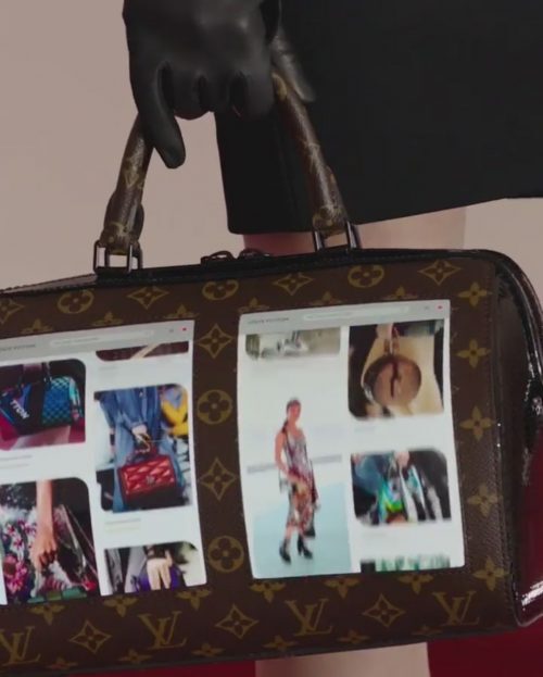 El poder en tus manos: descubre el bolso Phone Box de Louis Vuitton