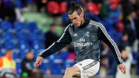 Gareth Bale, calentando con el Madrid