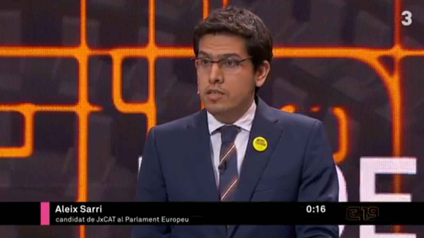 Aleix Sarri, candidato de JxCat, antes de abandonar el debate de TV3.