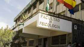 Facultad de Psicología en la Universidad de Granada