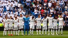 El Real Madrid guarda un minuto de silencio en el Santiago Bernabéu