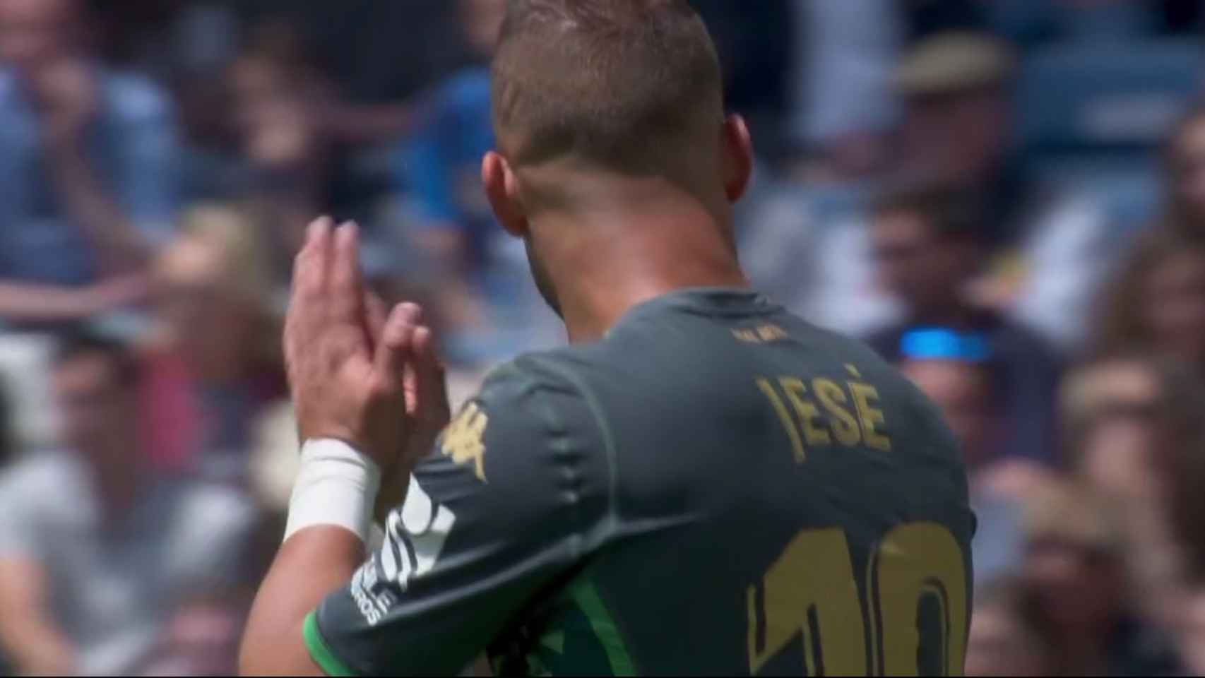 Jesé se disculpa ante la afición del Santiago Bernabéu por su gol
