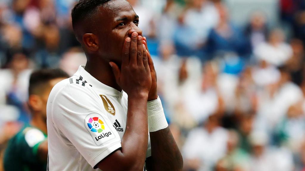 Vinicius se lamenta de una ocasión fallada