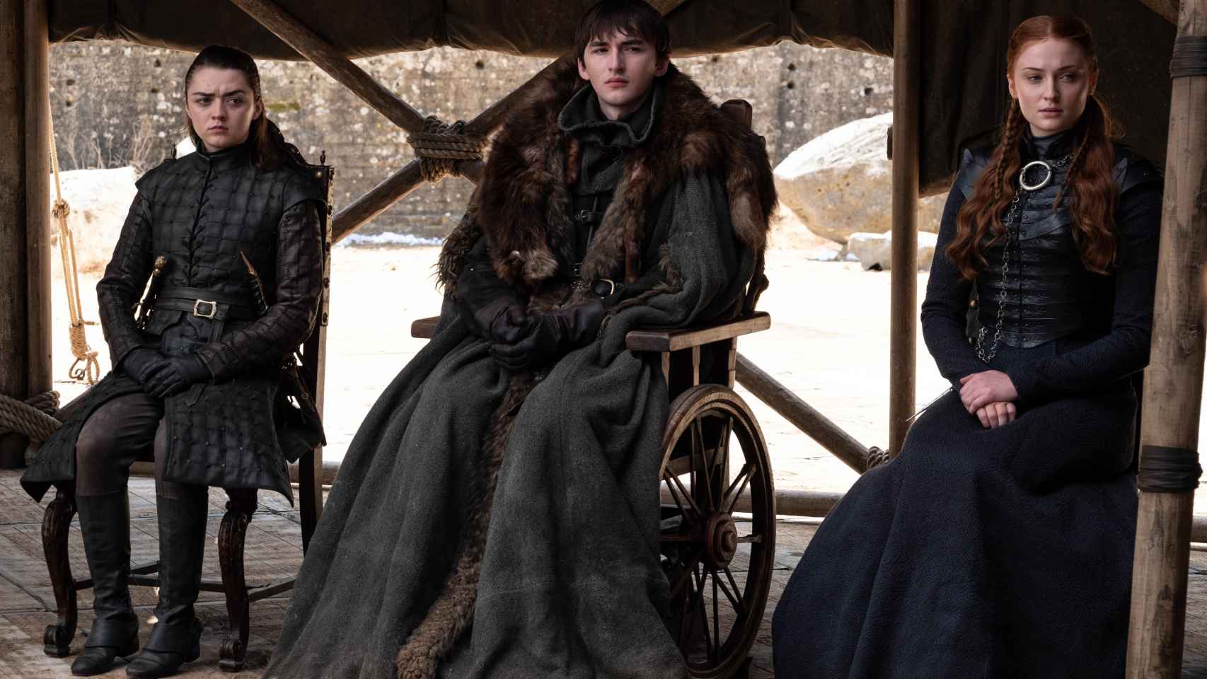 Arya, Bran y Sansa Stark.