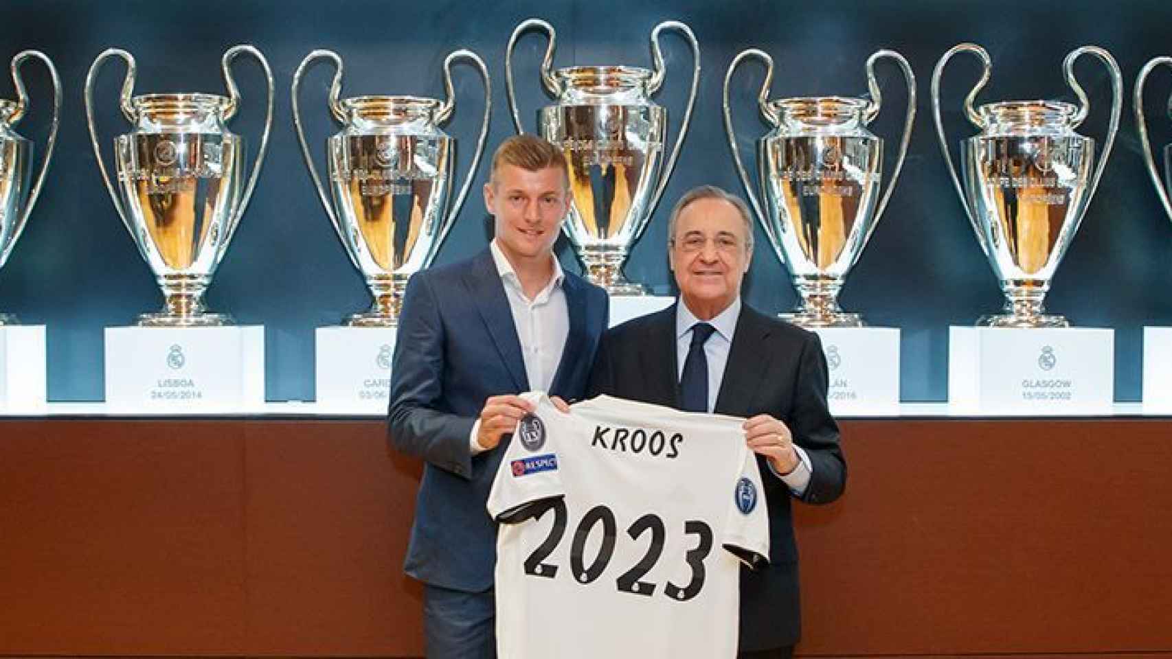 Kroos renueva con el Real Madrid