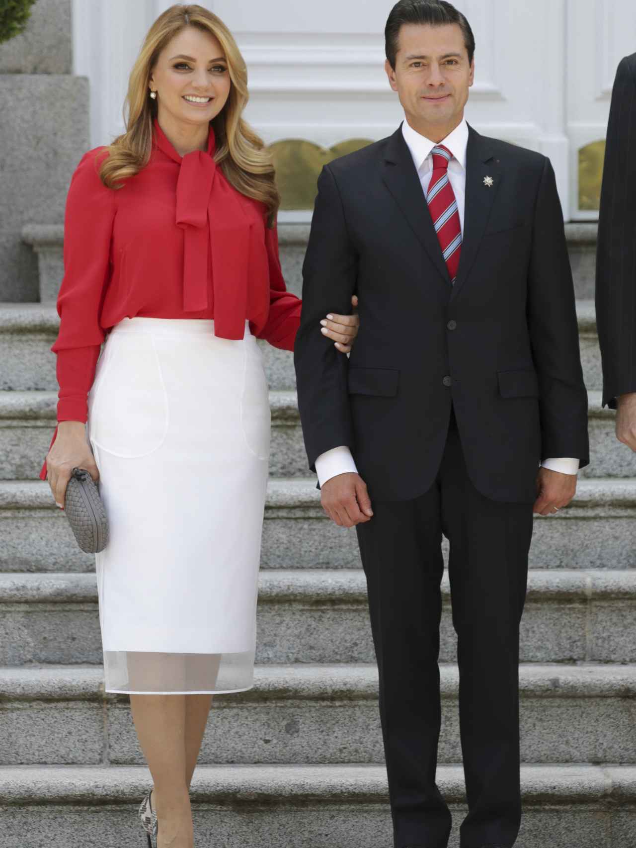 Enrique Peña Nieto y Angélica Rivera en el Palacio de la Zarzuela en Madrid en 2018.