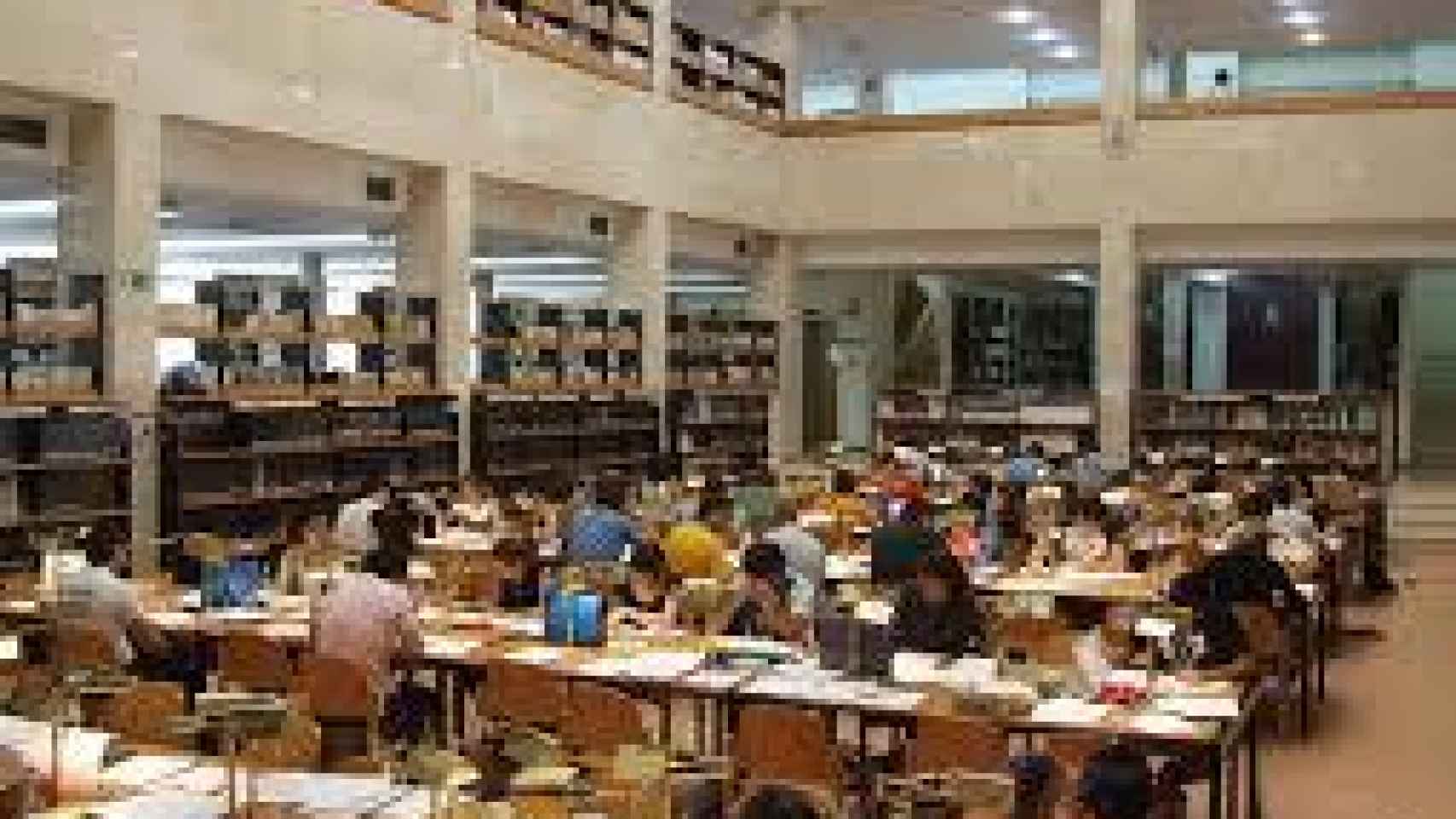 La Facultad de Geografía e Historia de la Universidad Complutense.