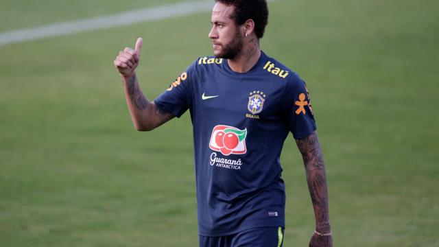 Neymar, en el entrenamiento de Brasil