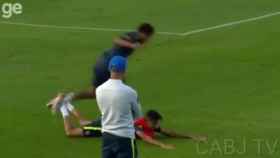 El pique de Neymar durante un entrenamiento de James