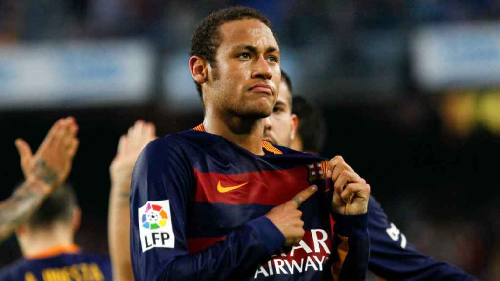 Neymar durante un partido con el Barça.