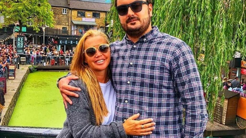 Belén Esteban y Miguel Marcos, en uno de sus viajes a Londres.