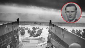 Soldados de la Big Red One desembarcando en Omaha Beach a las 7:40 del 6 de junio de 1944; y un retrato de Manuel Otero.