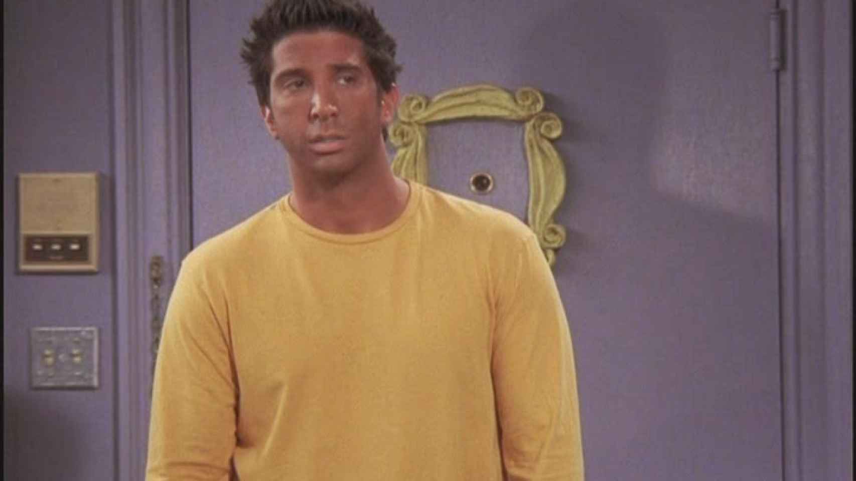 Escena de Ross de 'Friends' luciendo un moreno falso tras autobroncearse.