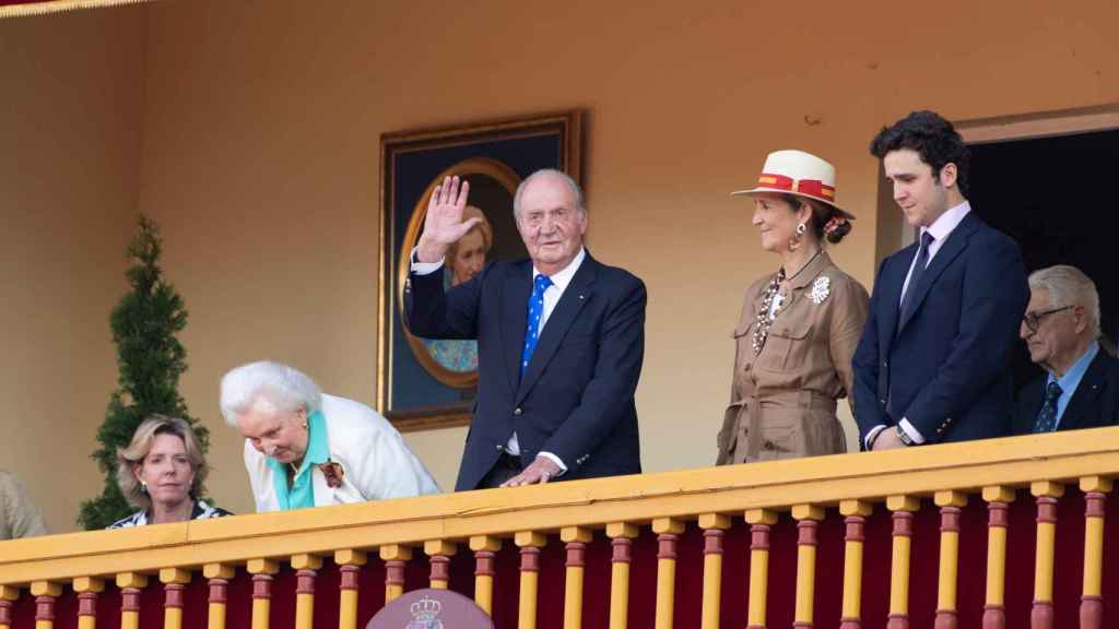 El rey Juan Carlos se ha despedido este domingo en una corrida en Aranjuez.