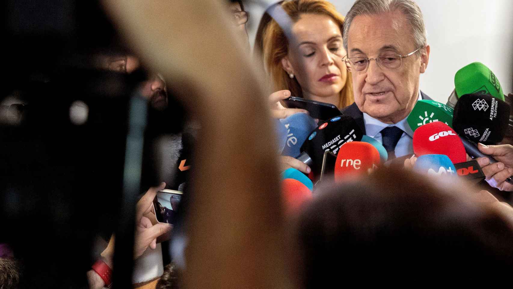 Florentino Pérez habló ante los medios