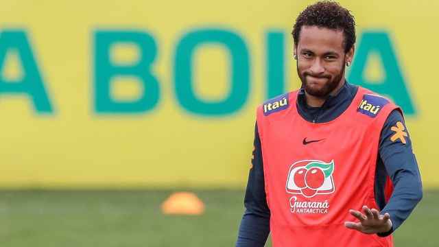 Neymar en un entrenamiento de la selección brasileña