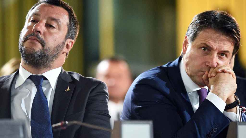 El ministro del Interior italiano, Matteo Salvini, y el primer ministro, Giuseppe Conte