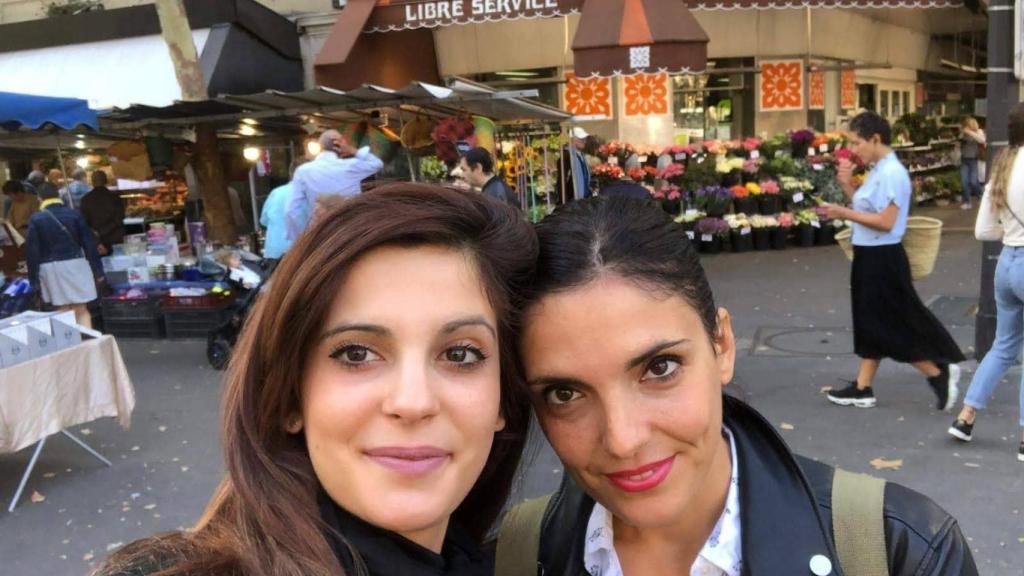 Carolina Cerezo y su hermana Gloria