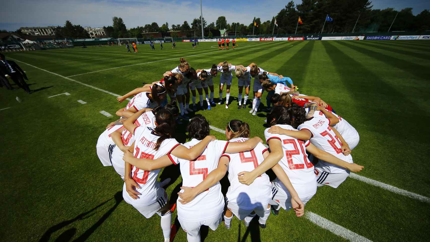 Selección española de fútbol femenino. Foto: Twitter (@SeFutbolFem)