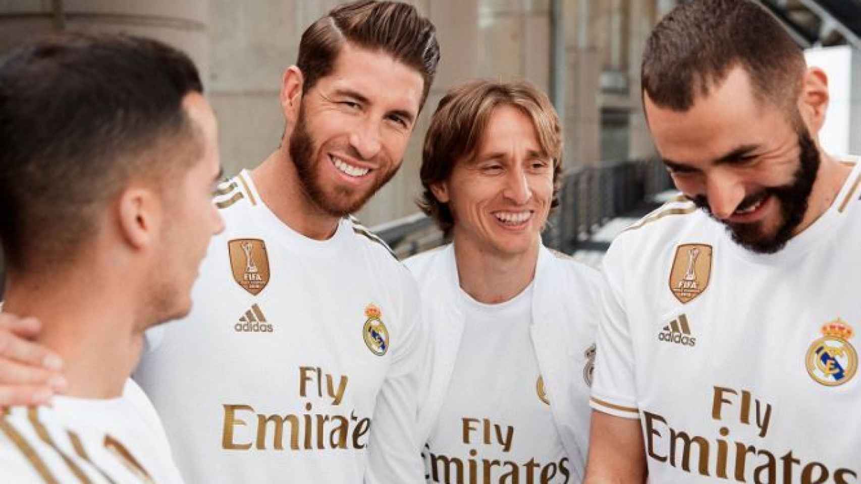 Los jugadores del Real Madrid presenta la nueva camiseta del Real Madrid