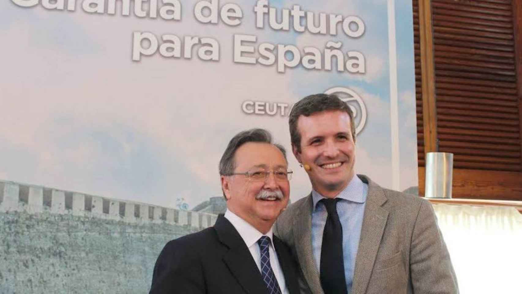 Juan Jesús Vivas junto al presidente del PP, Pablo Casado