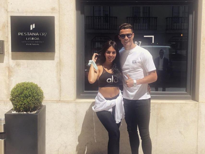 Cristiano Ronaldo y Georgina Rodríguez en el Hotel Pestana de Lisboa, propiedad del futbolista.