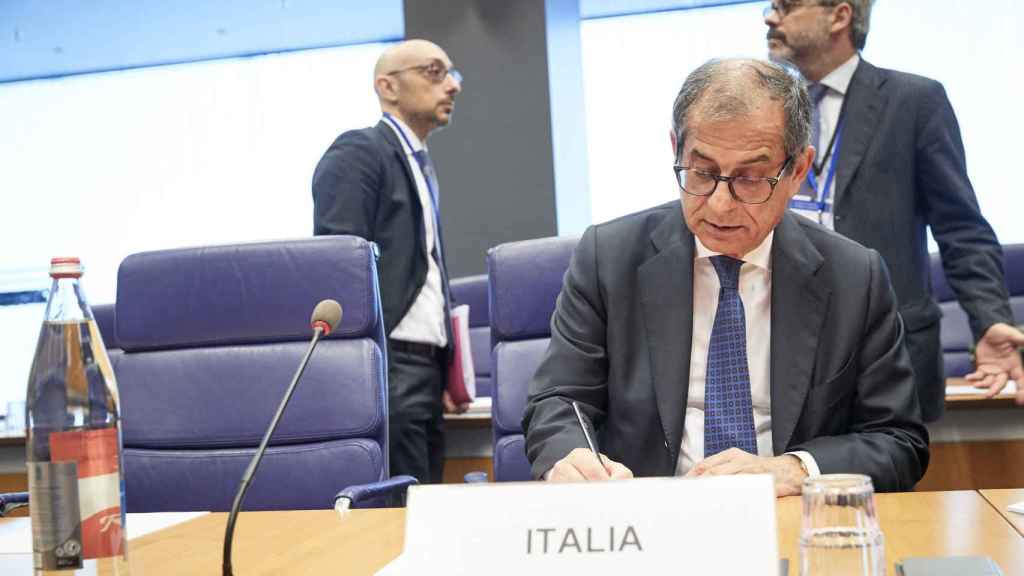 El ministro italiano, Giovanni Tria, se queda aislado en el Eurogrupo