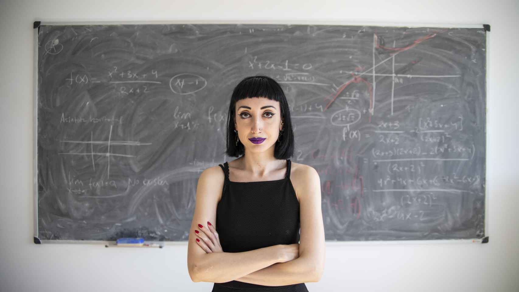Cristina Sardón, matemática del CSIC, ayuda a EL ESPAÑOL a resolver los ejercicios.