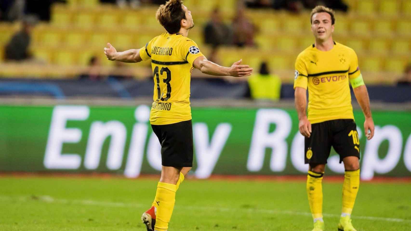 Guerreiro celebra un gol con el Dortmund. Foto: Twitter (@BVB)